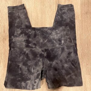 Womens Lululemon Align Leggings 25”